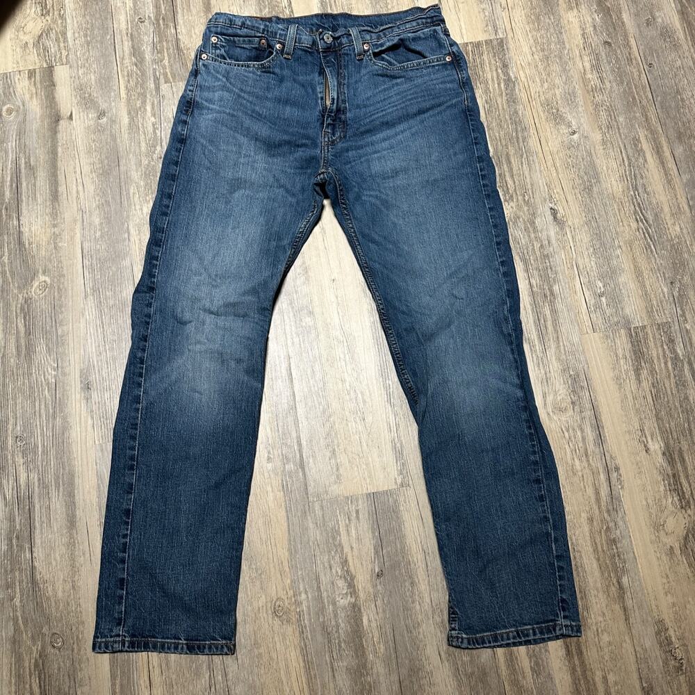 Levi's 505 Men's Size 34x32 Straight Leg Jeans Medium Wash Denim